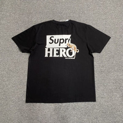 Camiseta Supreme ANTIHERO Dog - HYPER LIST