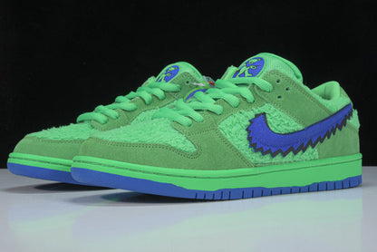 Nike SB Dunk Low Grateful Dead Bears Green - HYPER LIST