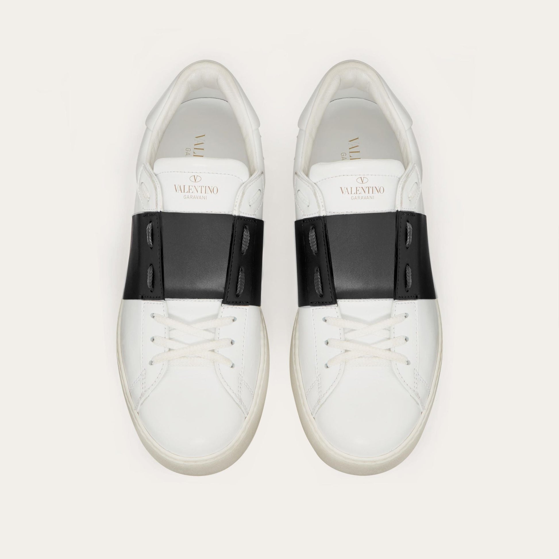 Valentino Calfskin Black - HYPER LIST