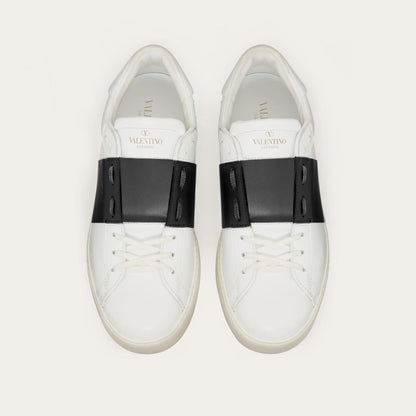 Valentino Calfskin Black - HYPER LIST