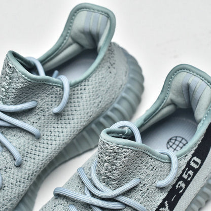 Yeezy Boost 350 Suply Silver