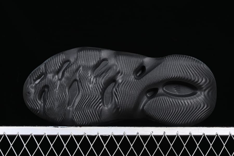 Adidas Yeezy Foam Runner Onyx - HYPER LIST