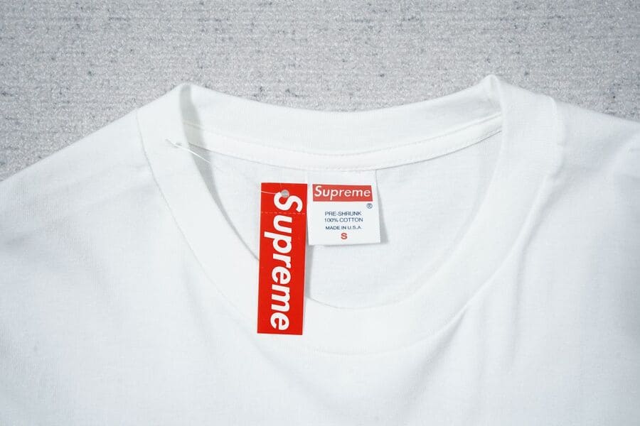 Camiseta Supreme “Play Dead” - HYPER LIST