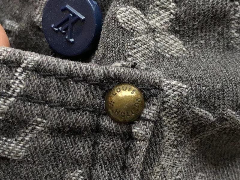 Calça Louis Vuitton Distressed Baggy Monogram Jeans - HYPER LIST