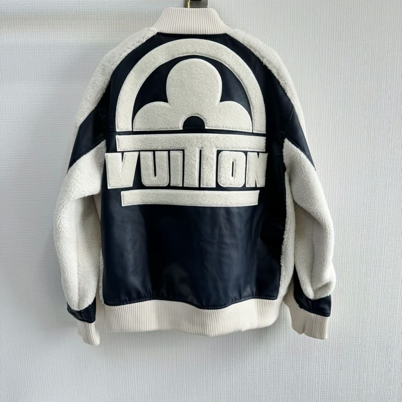 Jaqueta Louis Vuitton Leather Mix Teddy - HYPER LIST