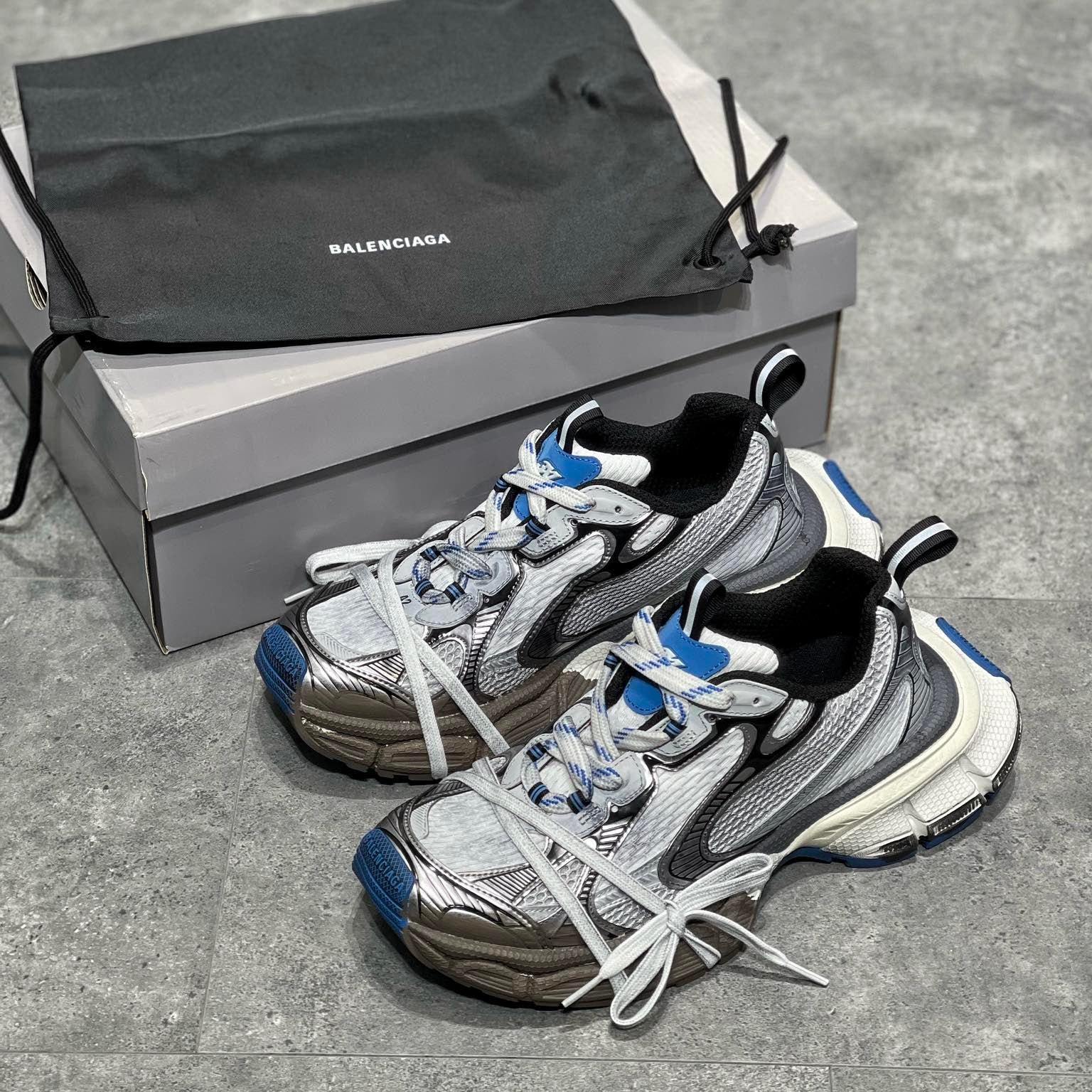 Balenciaga 3XL Blue - HYPER LIST
