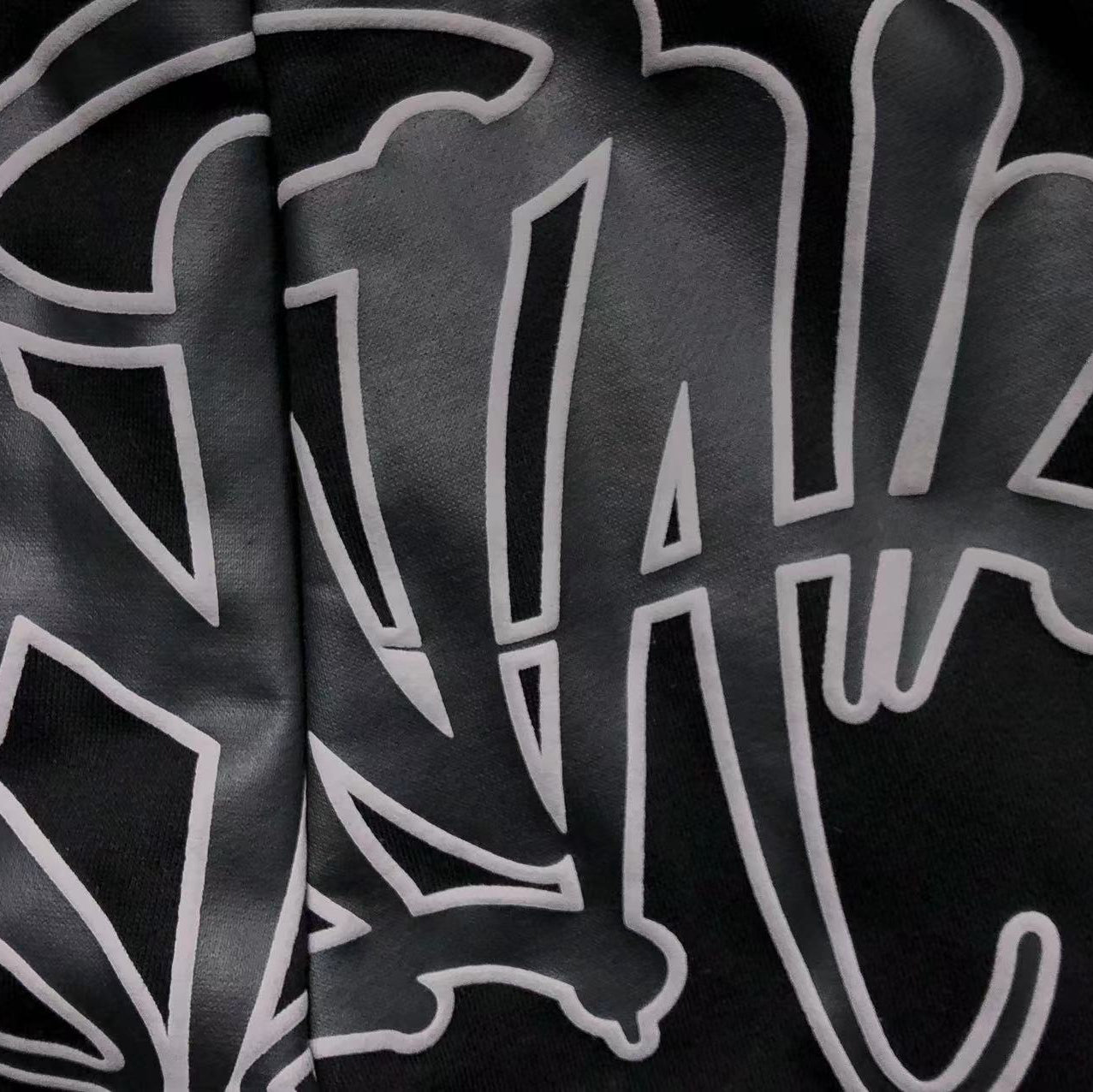 Syna World Black Tracksuit - HYPER LIST