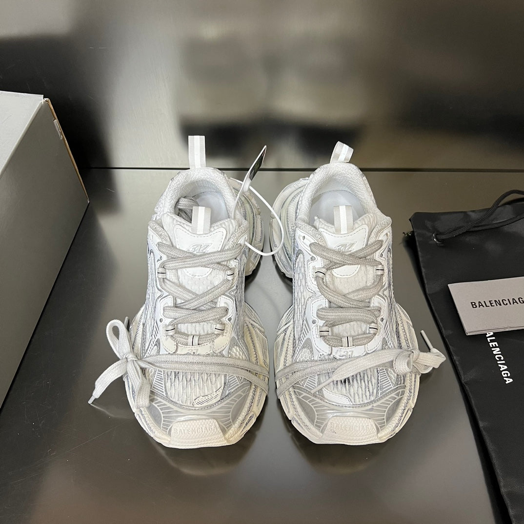 Balenciaga 3XL White