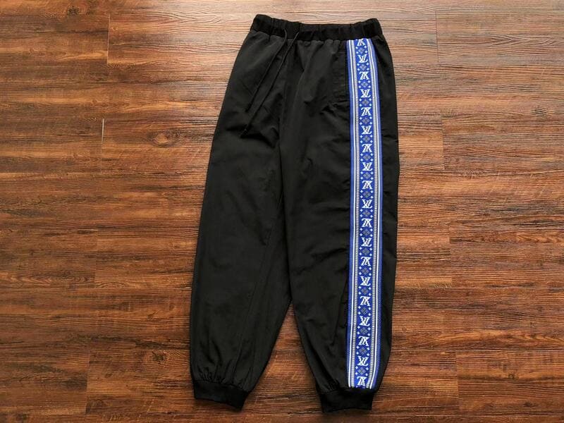 Conjuto Louis Vuitton Fair Isle Stripes Nylon - HYPER LIST