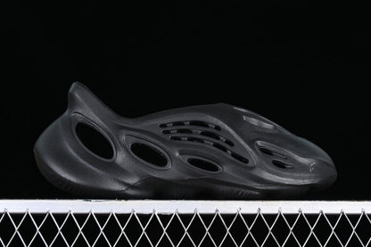 Adidas Yeezy Foam Runner Onyx - HYPER LIST