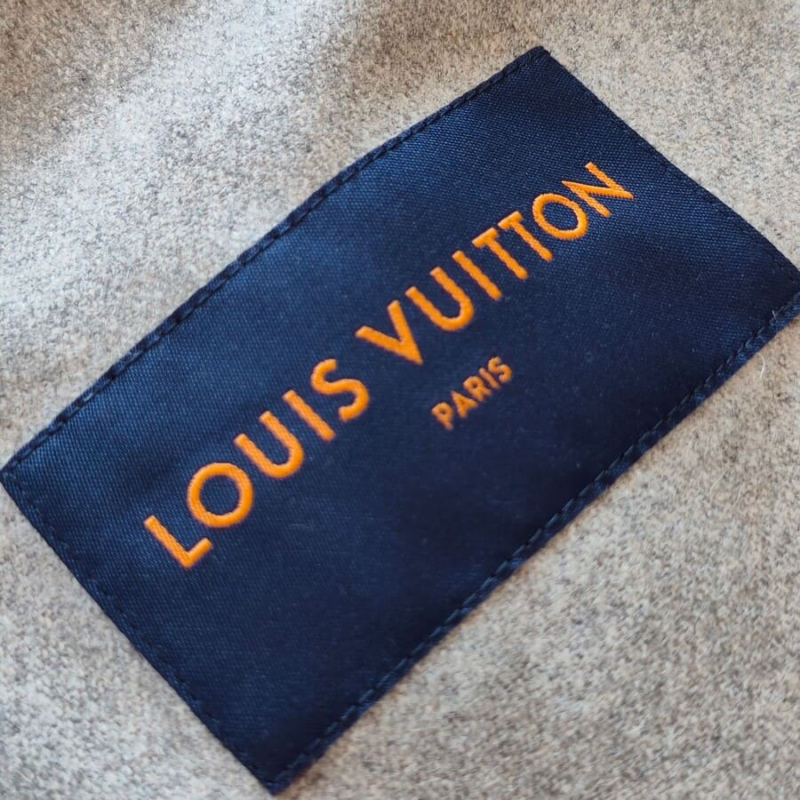Jaqueta Monogram Louis Vuitton Boyhood - HYPER LIST