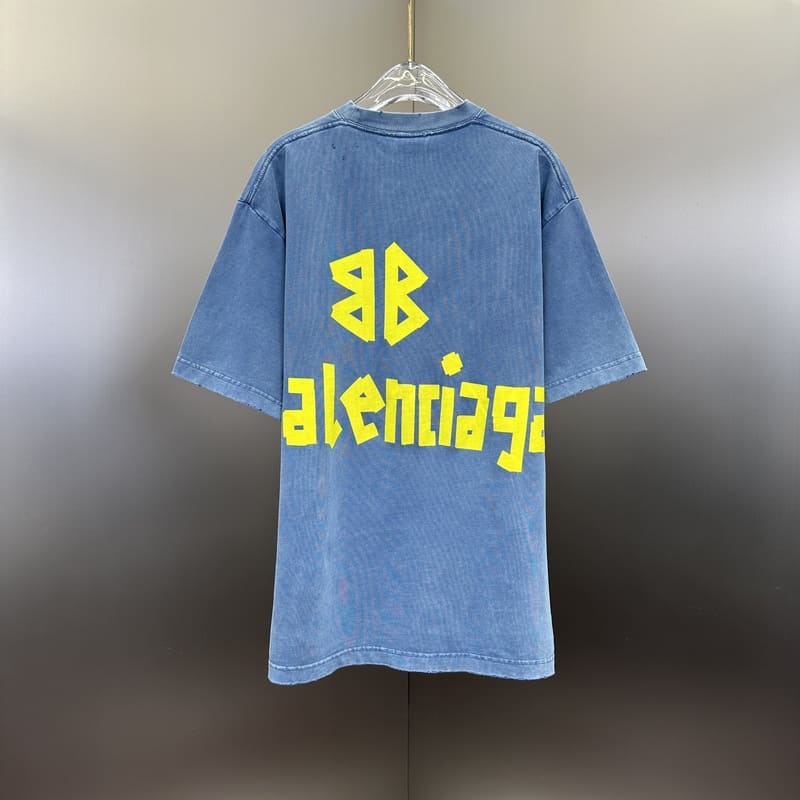 Camiseta Balenciaga Tape Type Azul - HYPER LIST