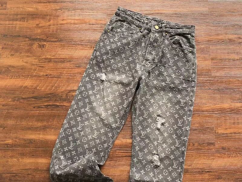 Calça Louis Vuitton Distressed Baggy Monogram Jeans - HYPER LIST