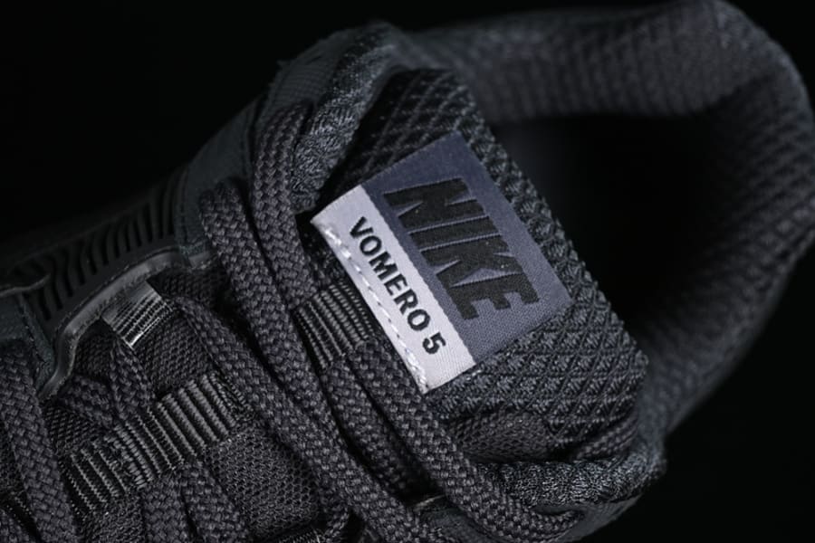 Nike Zoom Vomero 5 Anthracite - HYPER LIST