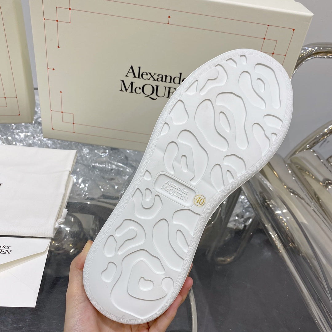 Alexander McQueen Blue