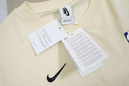 Camiseta Fear Of God x Nike Warm Up Sail - HYPER LIST