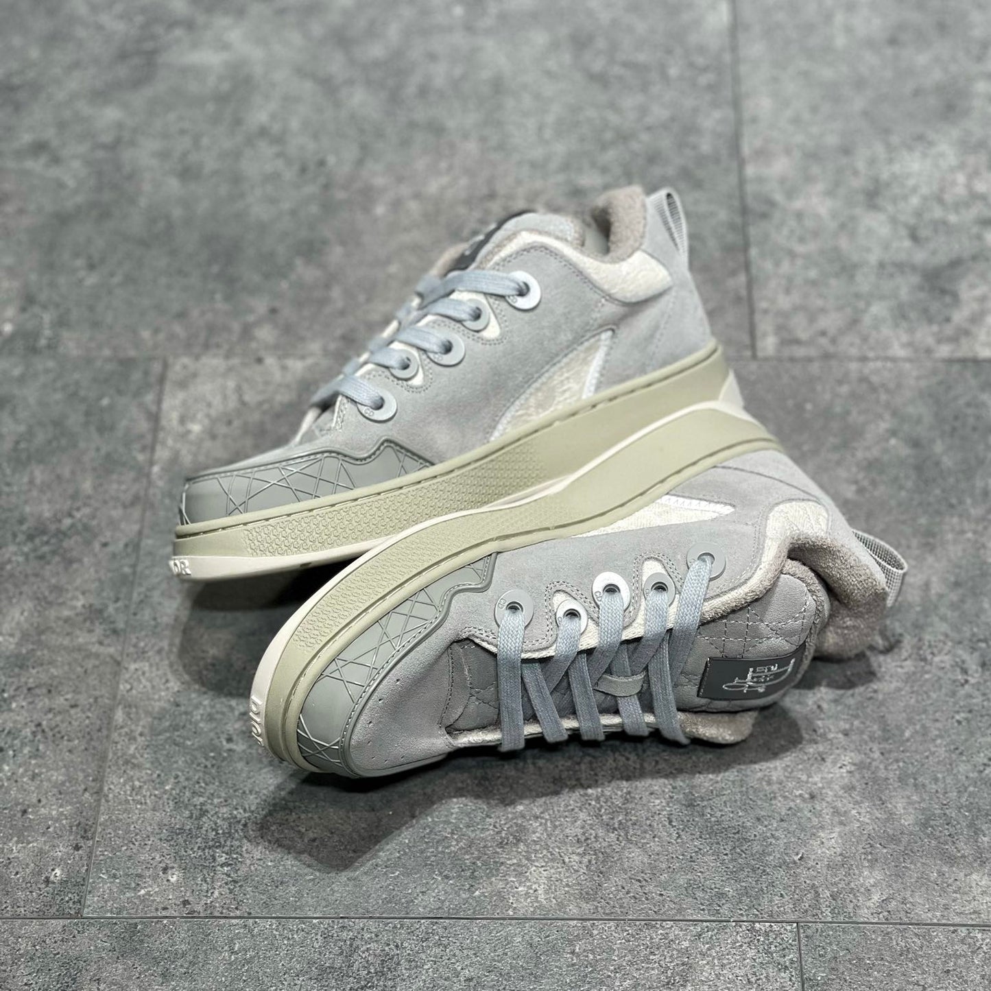 Dior B9S White