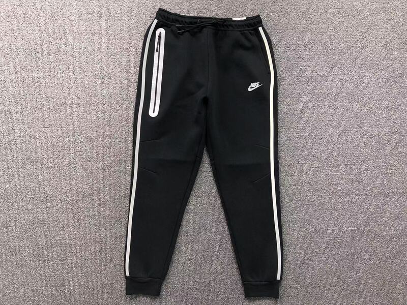 Conjunto Nike Tech Fleece Preto (Reflective) - HYPER LIST