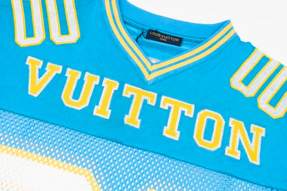 Camiseta Louis Vuitton Sporty with Patch - HYPER LIST