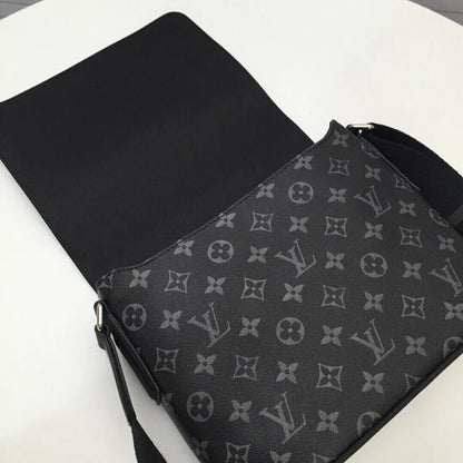 Louis Vuitton Bag Messenger District Monogram Eclipse - HYPER LIST