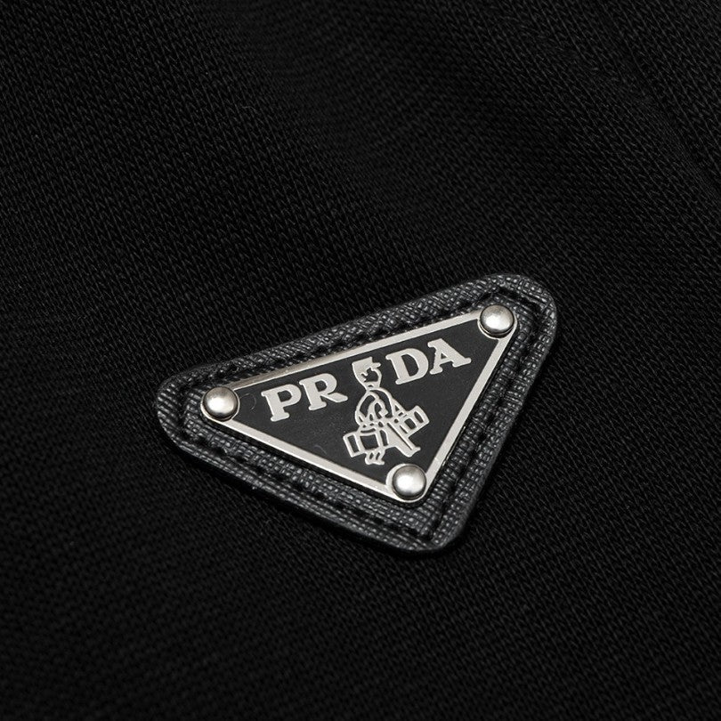 Shorts Prada Logo Patch Black PD012