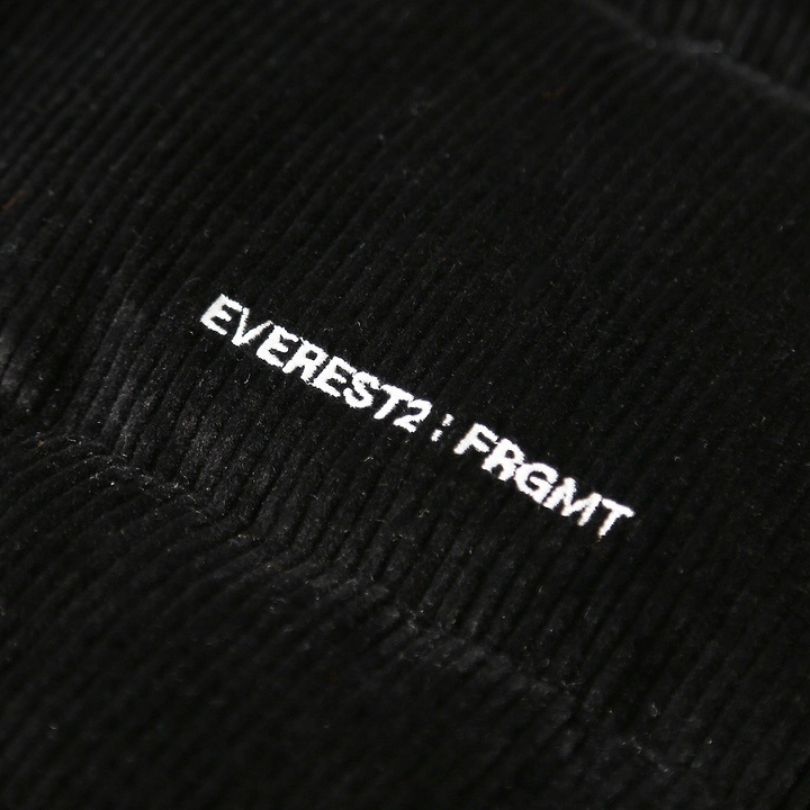 Jacket Puffer Moncler with Logo Trim Hood MCL019