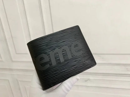 Carteira Supreme x Louis Vuitton Preta - HYPER LIST