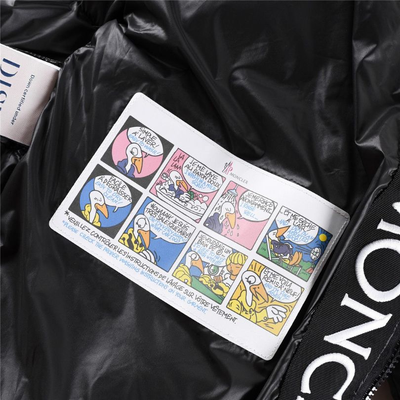 Jacket Puffer Moncler Hooded Black MCL017